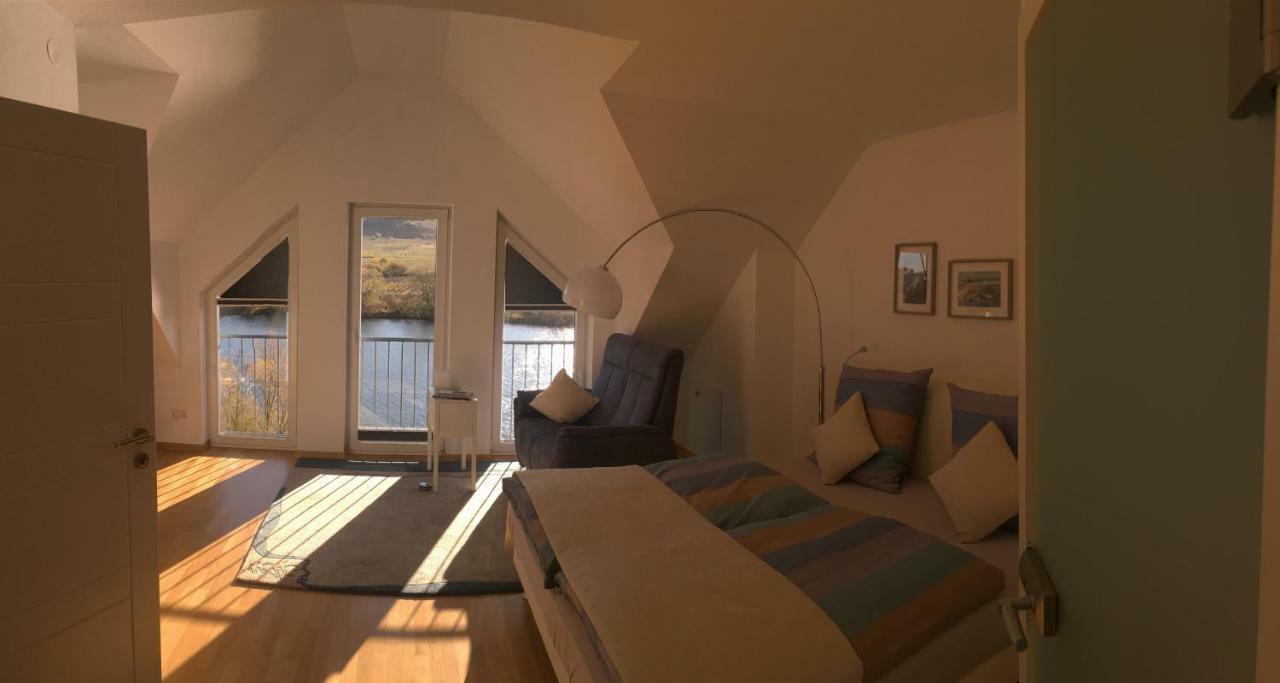 Gaestehaus Weingut Meierer Kesten ภายนอก รูปภาพ